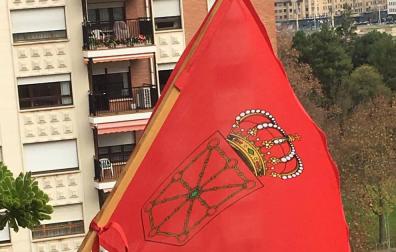 ¿Has colocado en tu balcón la bandera de Navarra que nos une? ¡Envíanos la foto!
