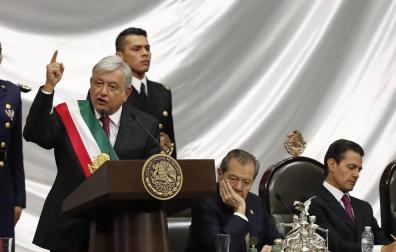 Andrés Manuel López Obrador asume la presidencia de México