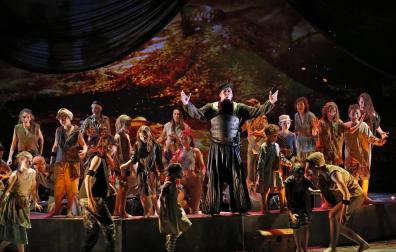 El Teatro de la Maestranza de Sevilla y el Teatro Arriaga de Bilbao han sido los escenarios de la programación infantil navideña de la OCN de este año.