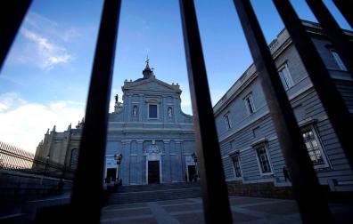 El Vaticano precisa que no se ha pronunciado sobre el lugar de la inhumación de Franco