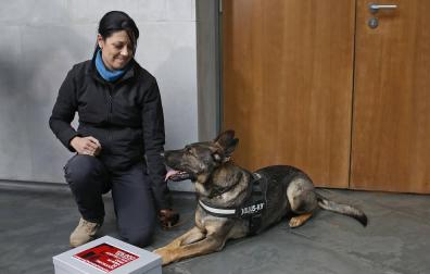 Sugui sigue ejerciendo de escolta alegal de Silvia González, víctima de maltrato
