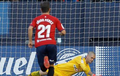 Rubén sale del lío parando el penalti