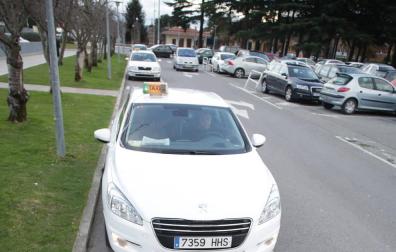 Los taxistas, pendientes de la regulación de las VTC en Navarra