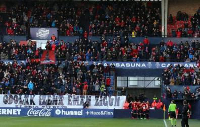 Imágenes del partido Osasuna-Mallorca disputado en El Sadar.