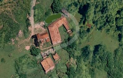 Imagen de la aldea que se vende en un punto sin concretar de Navarra.