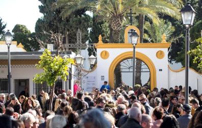 Cientos de personas acuden a dar su último adiós a Julen en Totalán