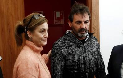 El director de Open Arms, en Pamplona: "Nadie es ilegal en el mar”