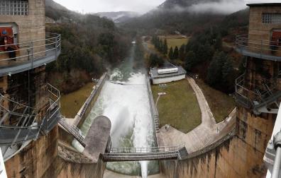 Lluvia y nieve elevan en más de 100 hm3 el nivel de los embalses