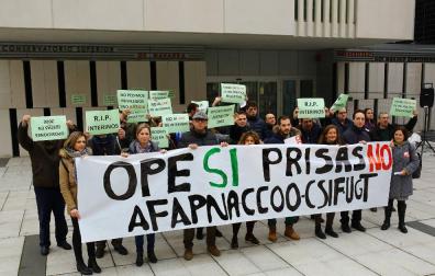 Los profesores protestan contra las oposiciones del Conservatorio Superior