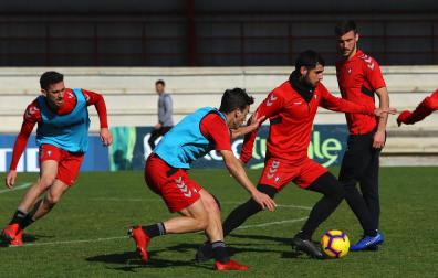 Osasuna juega con 12 en Soria