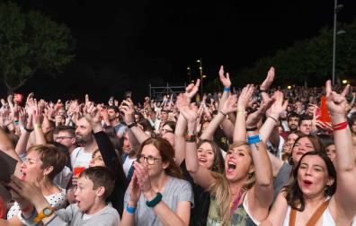 El público, en el concierto de Izal en el Navarra Sur de 2018.