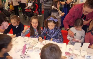 Este fin de semana se celebra en Baluarte la segunda edición de la feria de la familia Expofamily con multitud de talleres y actividades para niños y mayores.