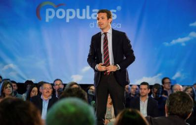El presidente del PP, Pablo Casado, clausura un acto en Ibiza.