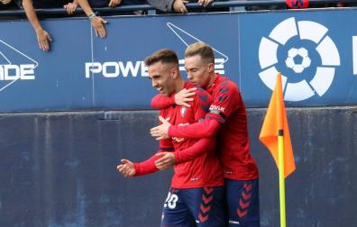 Fotos del búscate en la grada del Osasuna - Extremadura