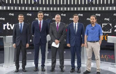 Unos monólogos crispados sustituyen al debate