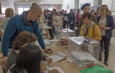 La participación a las 18 horas en Navarra es del 60,97%, casi 10 puntos más que en 2016