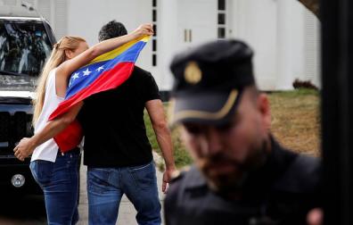 España habla con el Gobierno de Maduro pero descarta entregar a Leopoldo López