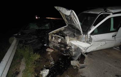 Dos heridos en una colisión con tres vehículos implicados en Arróniz