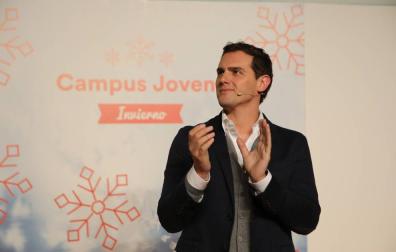 Albert Rivera, en Pamplona: "No podemos renunciar ni a un palmo de este país"