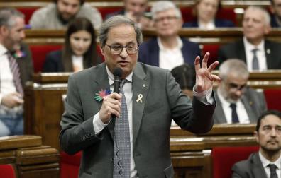 El presidente de la Generalitat, Quim Torra, durante una sesión de control al Govern en el pleno del Parlament.