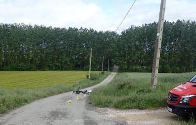 Fallece un ciclista tras sufrir una caída entre Izcue y Ororbia