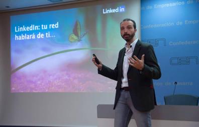 El responsable de negocio corporativo de LinkedIn en España, Raúl Suárez,a yer en la CEN.