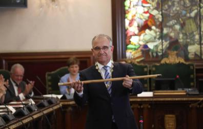 EN DIRECTO: Enrique Maya (Navarra Suma), elegido nuevo alcalde de Pamplona por mayoría simple