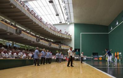 Los abonos de pelota de San Fermín, ya a la venta