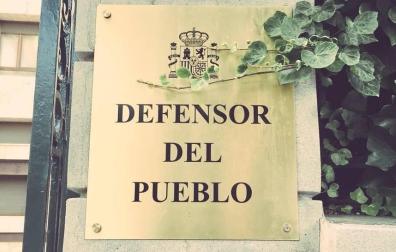 Un navarro ilegal en Ecuador denuncia que le impiden viajar a España para casarse