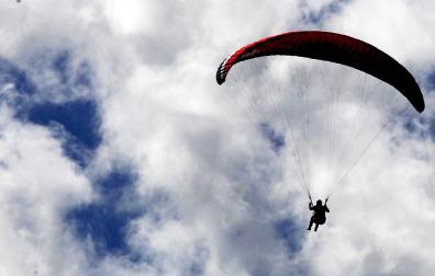 Grave un parapentista que sufrió una caída en San Miguel de Aralar