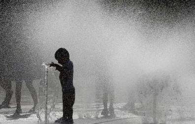 UGT pide un bono energético que proteja a los vulnerables ante olas de calor