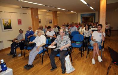 Asistentes a la Asamblea Ordinal de Socios del CD Tudelano.