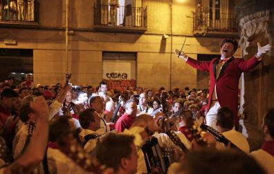 El Pobre de Mí alternativo en la Plaza del Consejo