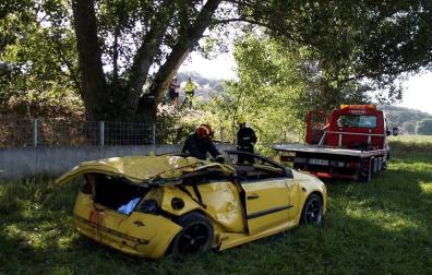 Tres jóvenes muertos y otros tres heridos en un accidente de tráfico en Salamanca
