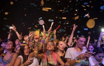 Los "sounders" abarrotan el Arenal rendidos al "perreo" y al ritmo canario