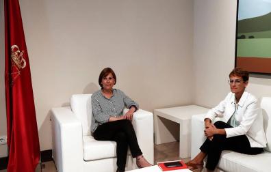 Barkos y Chivite se reúnen para formalizar el traspaso de poderes