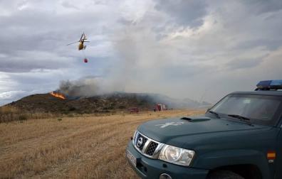 Declarado un incendio en Arróniz en las inmediaciones de una empresa y una granja