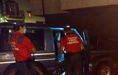 Se empotra contra cuatro coches en fiestas de Leitza