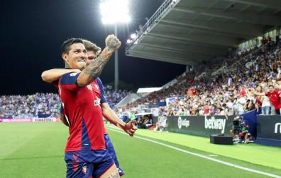 Chimy Ávila: "Es obvio que celebre el gol con la afición porque se gasta el dinero"