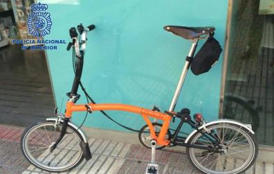 Detenido en Tudela por robar una bicicleta del interior de un vehículo