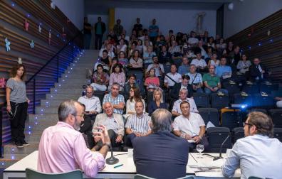 La calle Padre Moret se abrirá de nuevo al tráfico “en unas semanas”