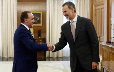 Esparza: "Si el PSOE rechaza la propuesta de Rivera, optará de nuevo por Bildu"