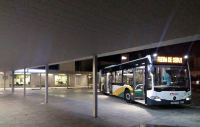 Se pone de parto y la villavesa le lleva hasta la misma puerta del hospital en Pamplona