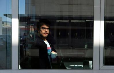Javier Gutiérrez, programador con acondroplasia: "Soy uno más en la empresa"
