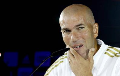 Zidane, en la sala de prensa de Valdebebas.