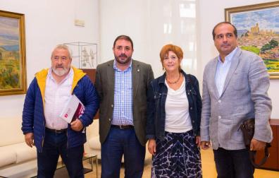 El Foros Social Permanente visita el Parlamento de Navarra