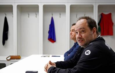 Iñaki Aniz espera hacer un "buen partido", pero sobre todo empezar a "ganar"