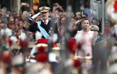 Los reyes presiden el desfile del Día de la Fiesta Nacional