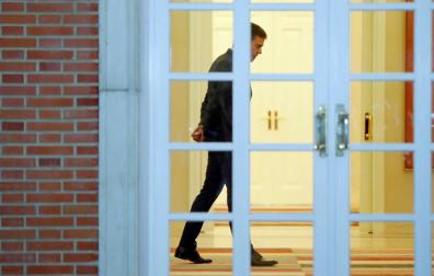 Las respuestas de PP, Cs y Podemos alejan a Sánchez de la investidura