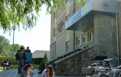 UNED Pamplona proporciona una segunda vida universitaria a más de 4.000 estudiantes